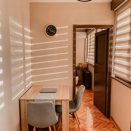 Manila * Kragujevac